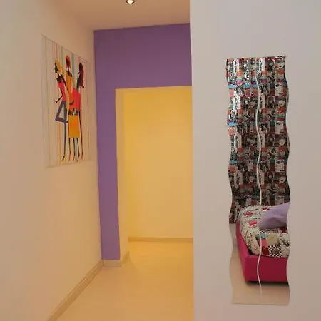 Chroma Italy - Ena 2* Roma