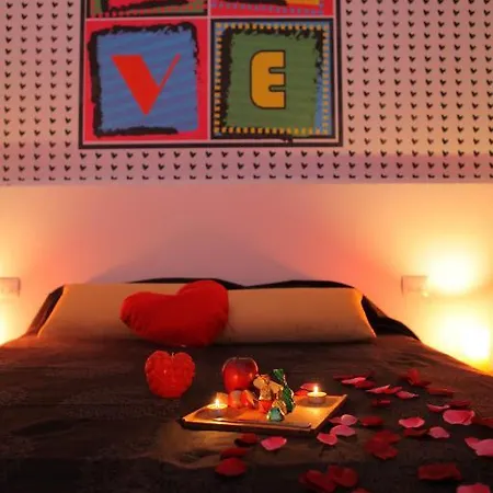 Chroma Italy - Ena 2* Roma