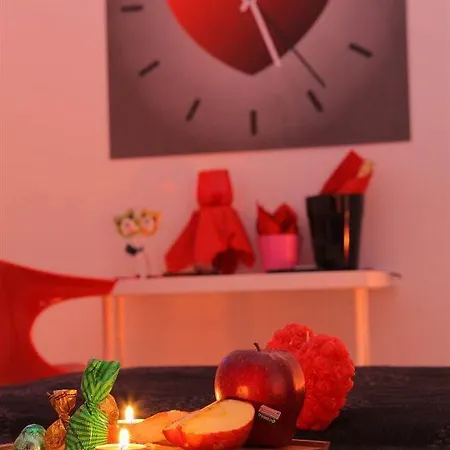 Chroma Italy - Ena Bed and breakfast Roma